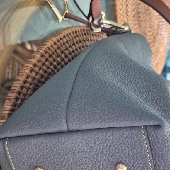 Dooney & Bourke Pebbled Grain Leather Barlow Satchel Charcoal Tote. Like New! - Picture 7 of 16